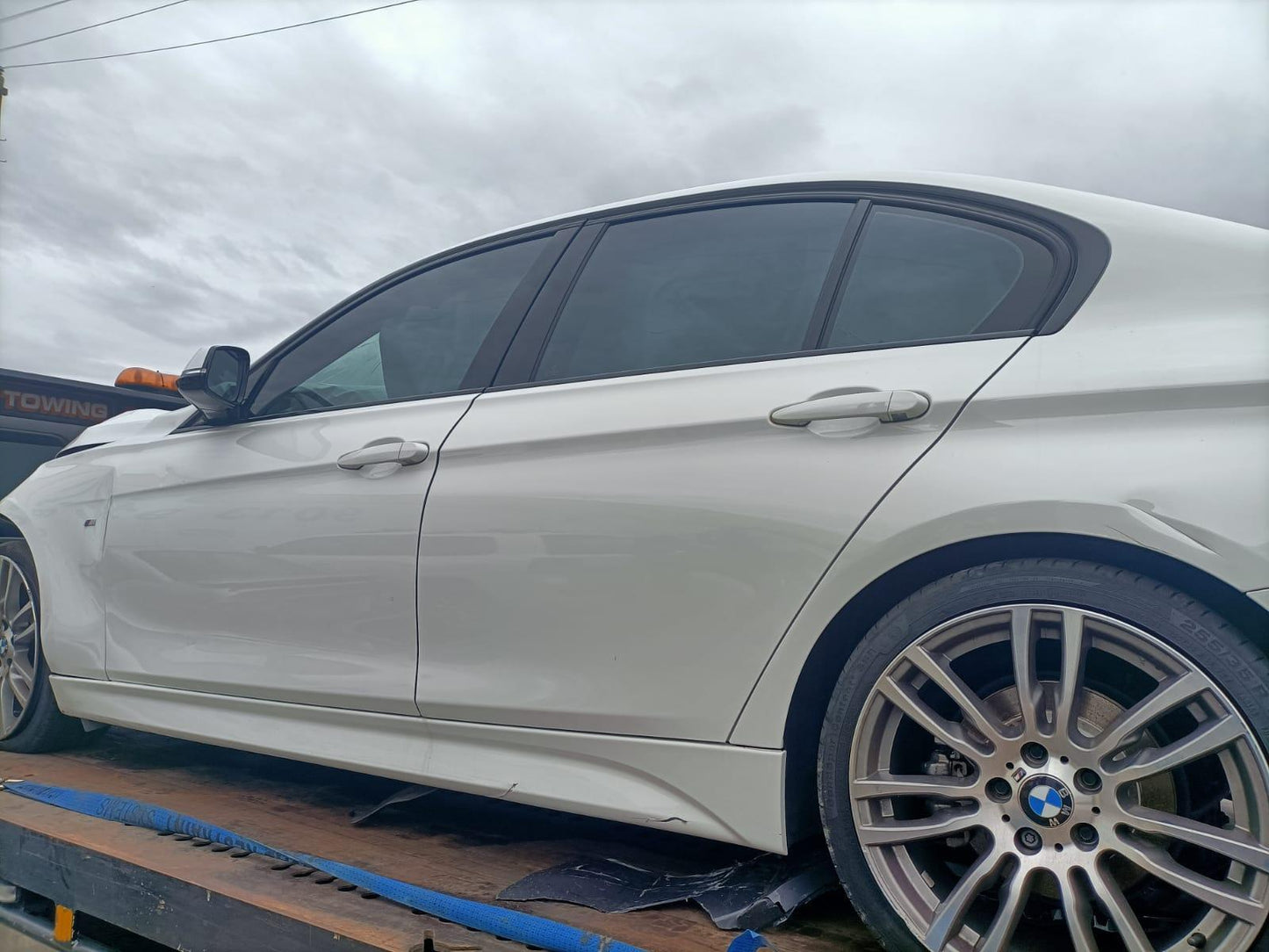 2014 BMW 3 SERIES REAR, F30, 02/12-12/19 63319219498 COURTESY LIGHT