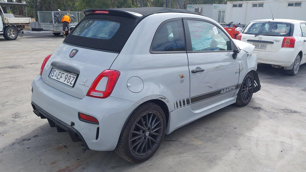 2021 ABARTH 500 W/ ELECT ADJ TYPE, GLOSS BLACK, 595, 05/16-03/21 735655748 LEFT DOOR MIRROR