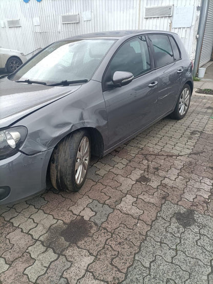 2009 VOLKSWAGEN GOLF RIGHT FRONT DOOR LOCK, GEN 6, HATCH/CABRIO, P/N 5K2837016B, 12/08-01/16 5K2837016B  DOOR BOOT GATE LOCK