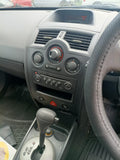 2006 RENAULT MEGANE STANDARD TYPE, SILVER MASK (UPDATE), 12/06-08/10 7701054657 RIGHT HEADLAMP