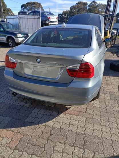 2007 BMW 3 SERIES E90, SEDAN, NON LED TYPE, 03/05-10/08 63216937458 RIGHT TAILLIGHT