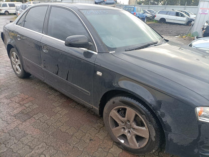 2006 AUDI A4 B7 (A4/S4/RS4), SEDAN, 11/04-03/08 8E0831052J RIGHT FRONT DOOR