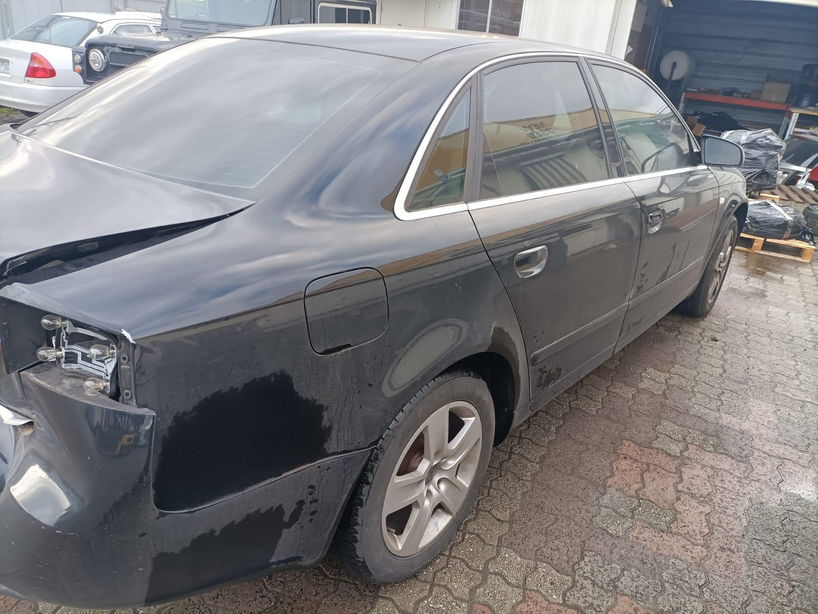 2006 AUDI A4 B7 (A4/S4/RS4), SEDAN, 11/04-03/08 8E0831052J RIGHT FRONT DOOR