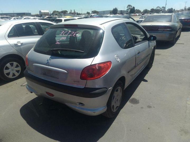 2004 PEUGEOT 206 XT/XR, EARLY (NO PAINT ON BUMPER MOULDS), T1, 10/99-11/07  RIGHT GUARD
