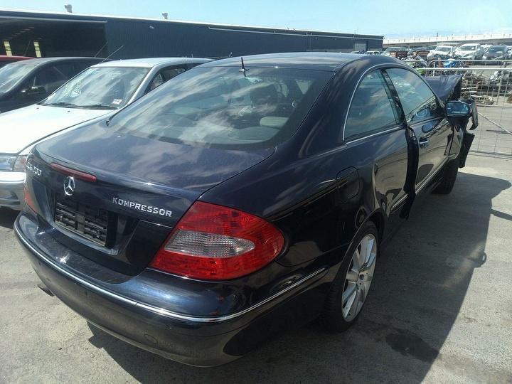 2006 MERCEDES CLK C209/A209, 06/02-06/09 A2097200346 LEFT FRONT WINDOW REG MOTOR