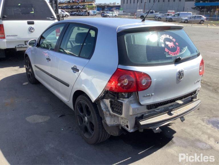 2006 VOLKSWAGEN GOLF GEN 5, HATCH, NON TINTED TYPE, 07/04-02/09 1K6945095AA LEFT TAILLIGHT