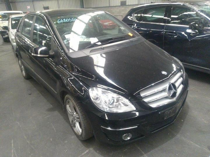 2011 MERCEDES B CLASS W245, POWER, 11/05-06/11 A1697200779 LEFT FRONT WINDOW REG MOTOR