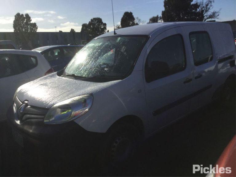 2013 RENAULT KANGOO X61, 1.5, DIESEL, 10/10- 8200953359 A C COMPRESSOR