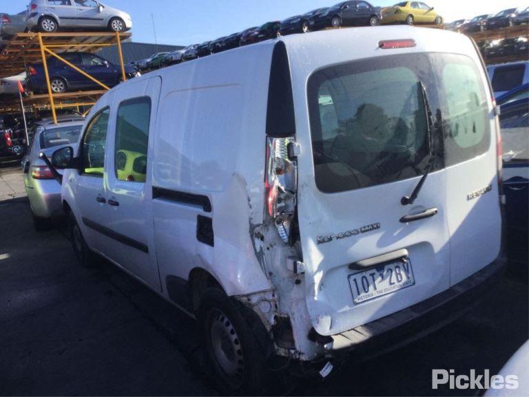 2013 RENAULT KANGOO X61, 1.5, DIESEL, 10/10- 8200953359 A C COMPRESSOR