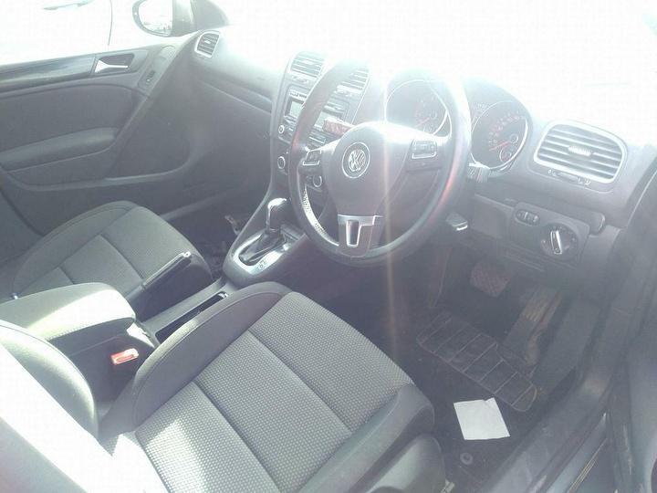 2012 VOLKSWAGEN GOLF KNEE, GEN 6, 12/08- 5K2880841D RIGHT AIRBAG