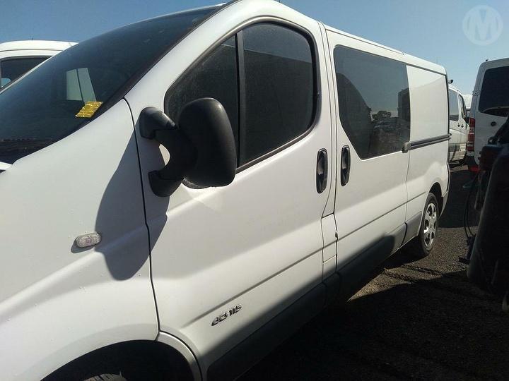 2013 RENAULT TRAFIC HEAD UNIT, X83, 10/10-12/14 281152957R RADIO CD DVD SAT TV