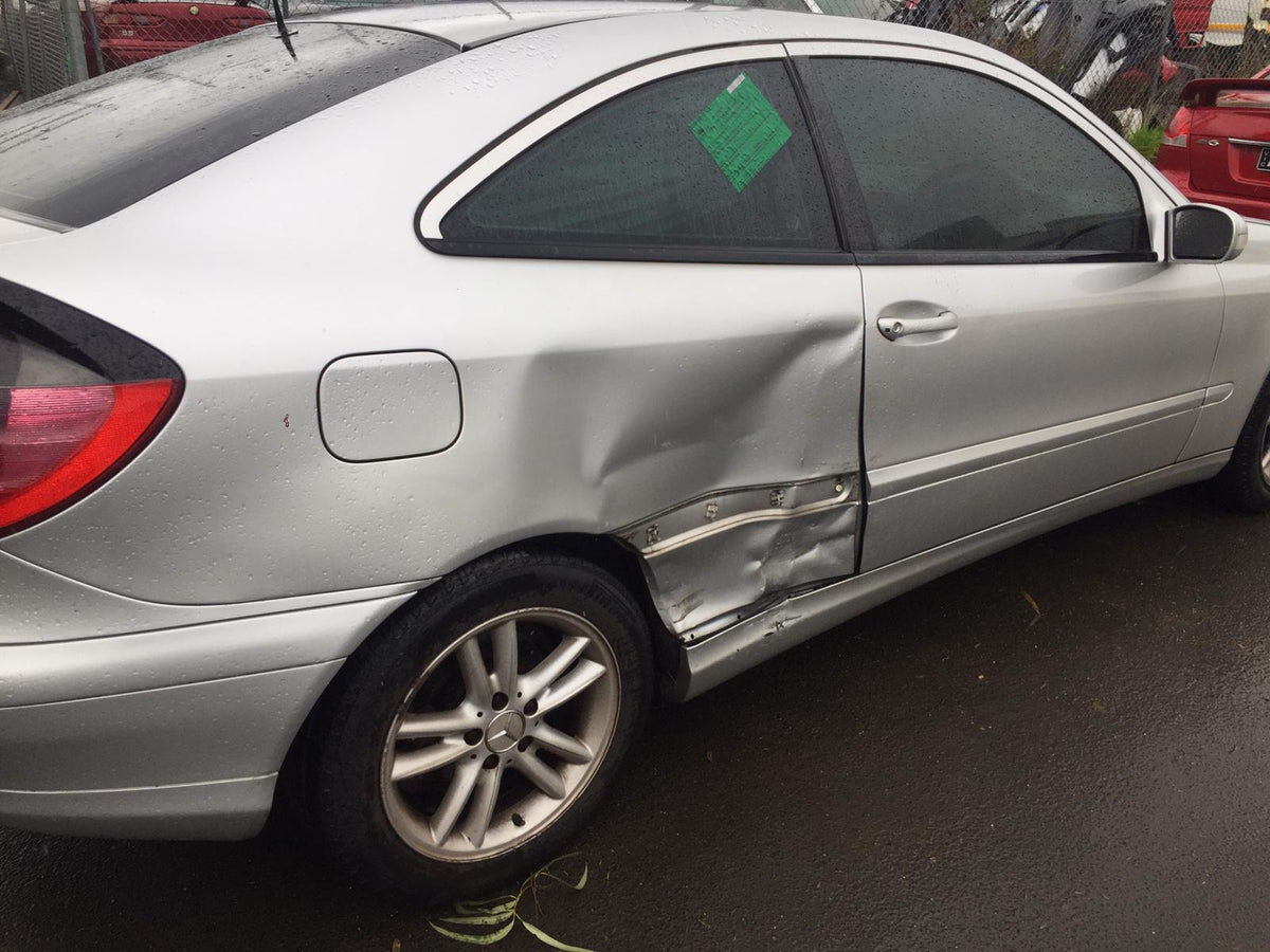 2002 MERCEDES C CLASS RH FRONT, SEAT BELT ONLY, W203, 11/00-06/07 A2038600186 SEAT BELT STALK