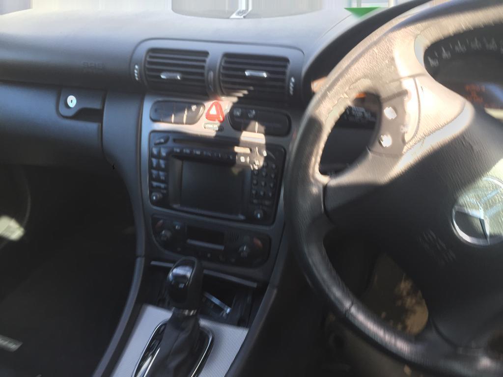 2001 MERCEDES C CLASS W203/S203, SEDAN/WAGON, 11/00-07/07 A2037200205 RIGHT FRONT DOOR