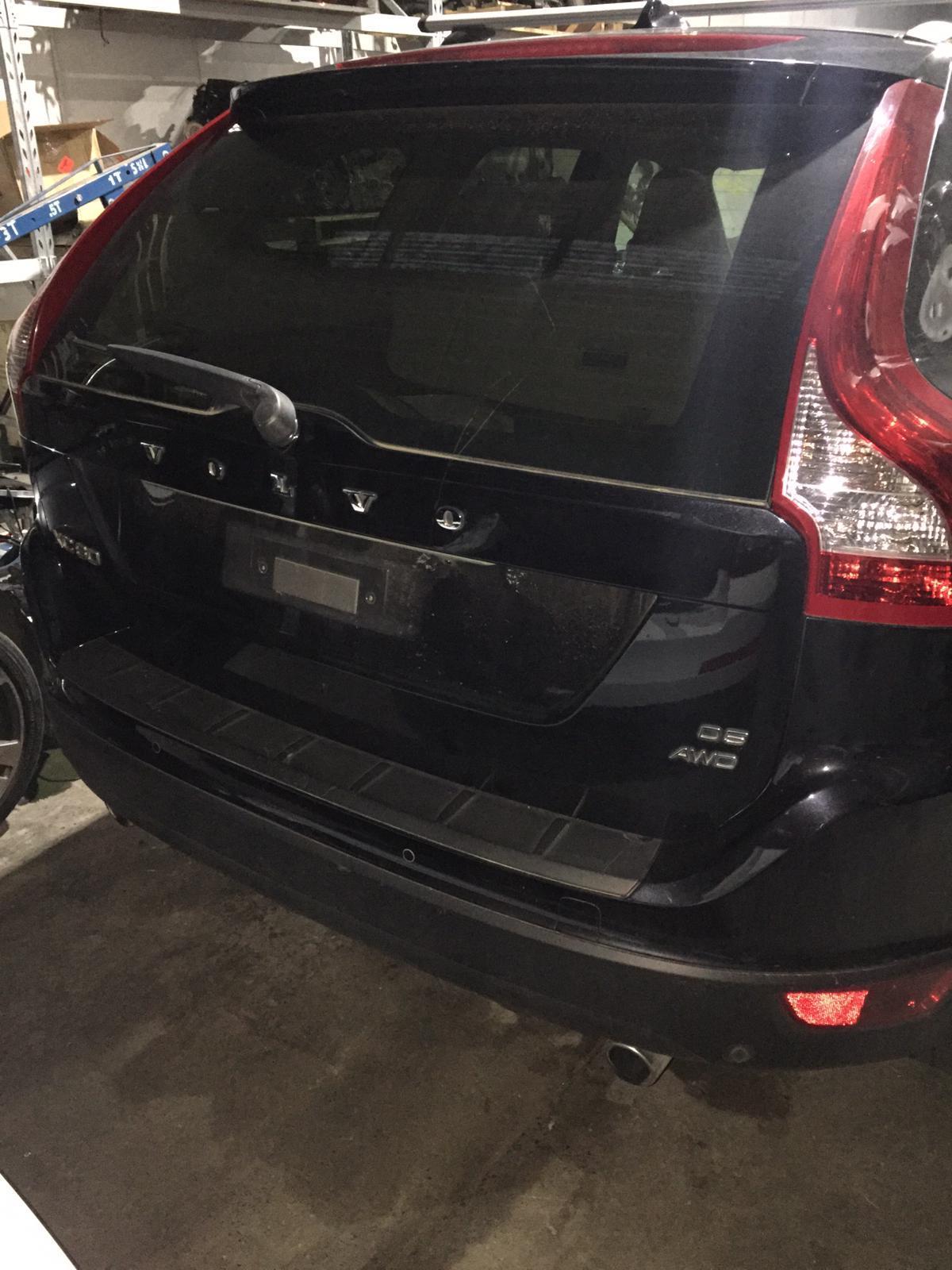 2009 VOLVO XC60 DZ, W/ H/LAMP WASHER TYPE, 02/09-09/13  WASHER BOTTLE