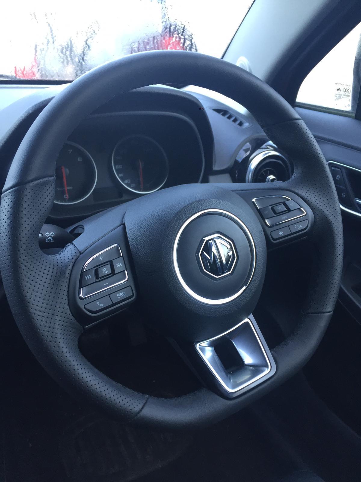 2018 MG MG3 IN BODY, SZP1, CLEAR ON BOTTOM, 06/18-  LEFT TAILLIGHT