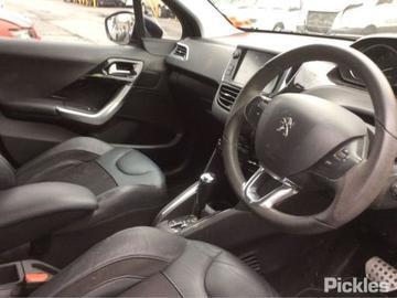 2013 PEUGEOT 208 A9, 10/12 - 12/18  DOOR HANDLE