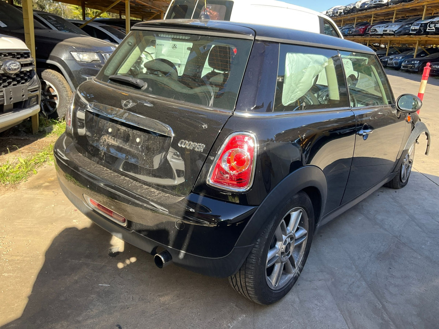 2011 MINI COOPER CENTRE REAR, SEAT BELT STALK ONLY, WAGON, R55, 03/08-05/14 72112752698 SEAT BELT STALK