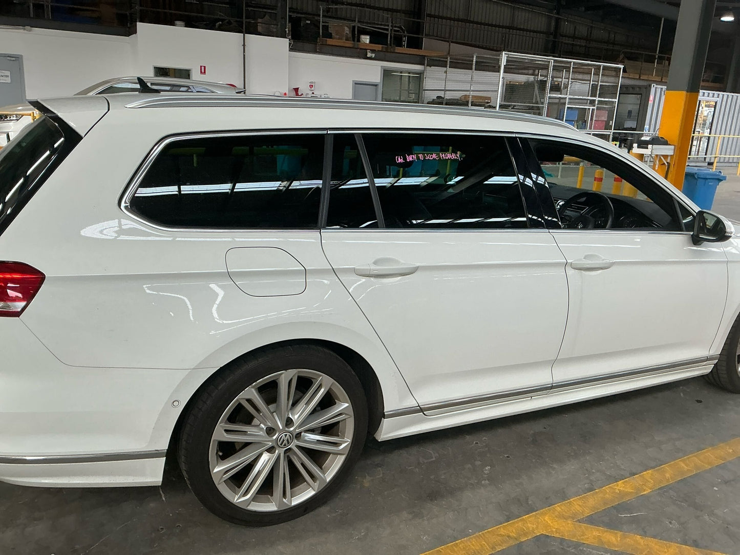 Wrecking 2016 VOLKSWAGEN PASSAT for Used Parts VG1614