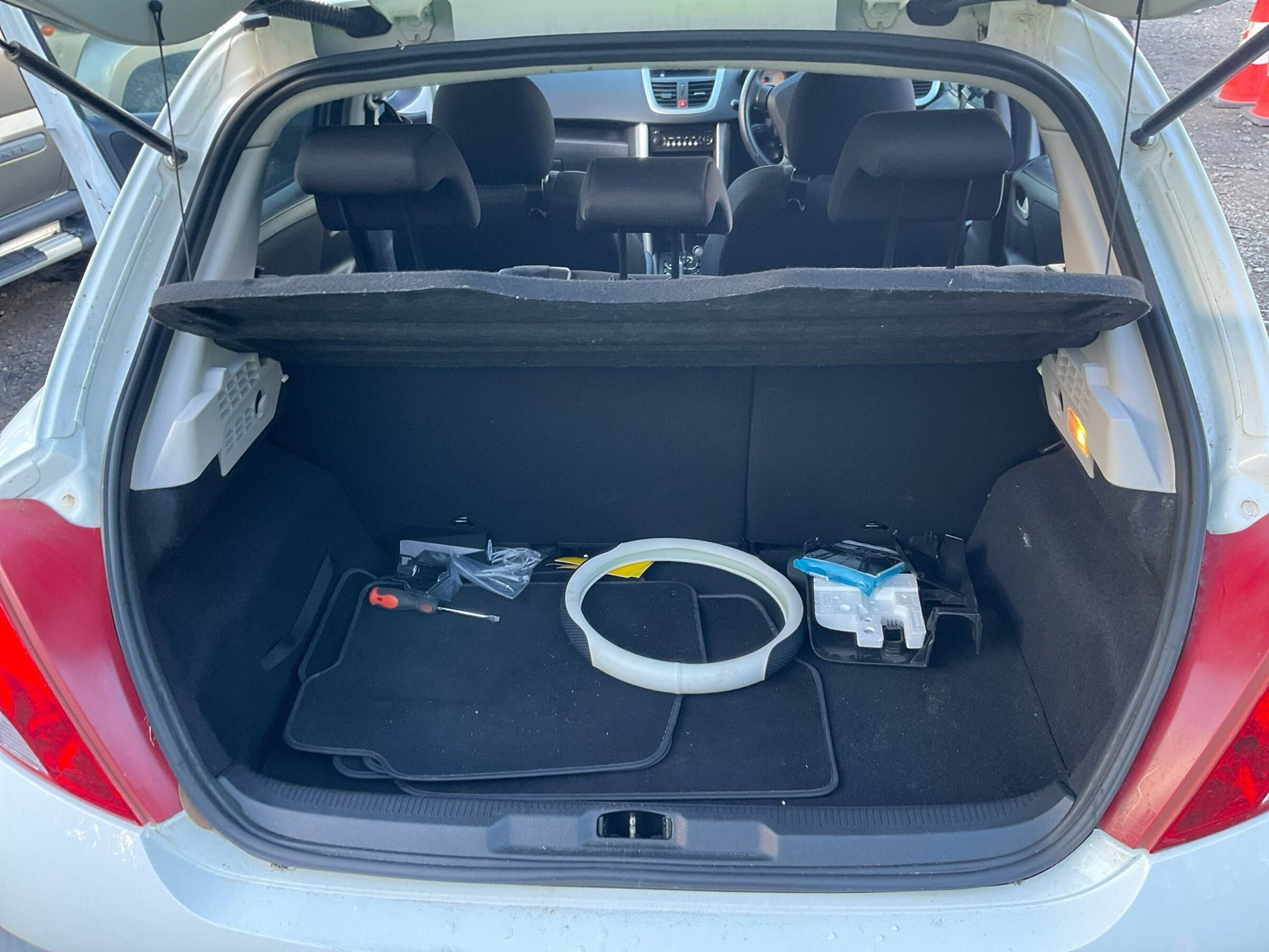 2012 PEUGEOT 207 RH FRONT M/SWITCH, 5DR, NON FOLDING MIRRORS , 03/07-12/12 6490EJ PWR DR WIND SWITCH