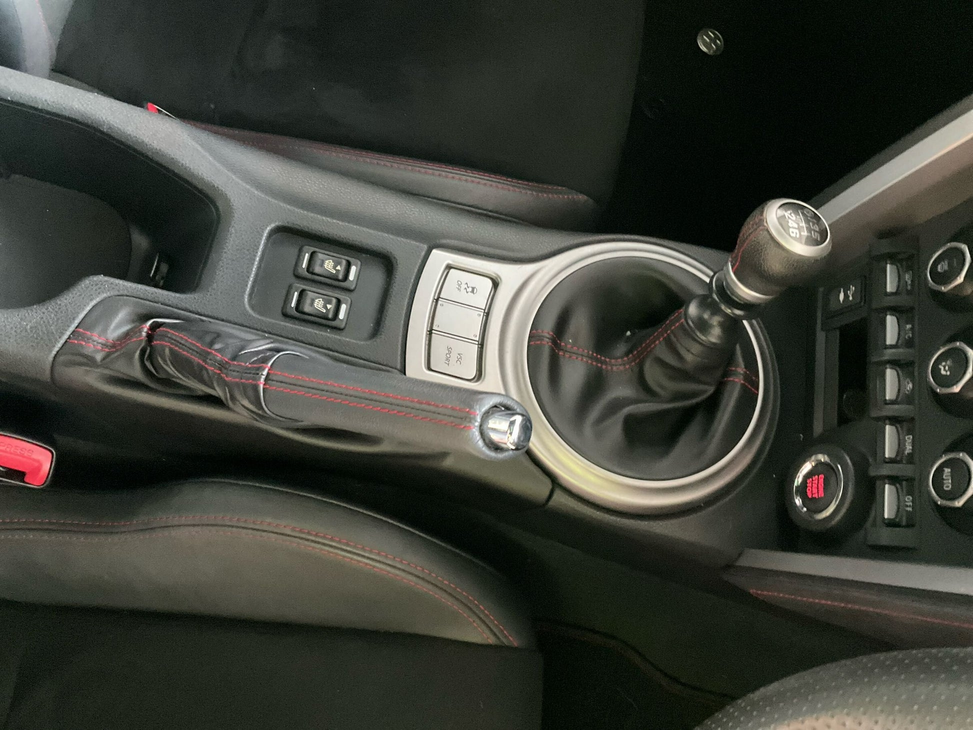 Wrecking 2014 TOYOTA 86 for Used Parts TO1617