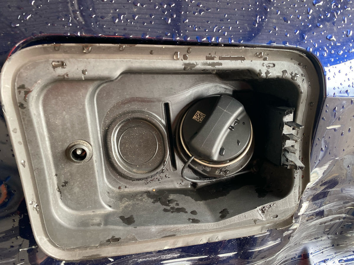 2020 BMW X5 F95, 4.4, PETROL, N63B, 12/19- 64539389412 A C CONDENSER