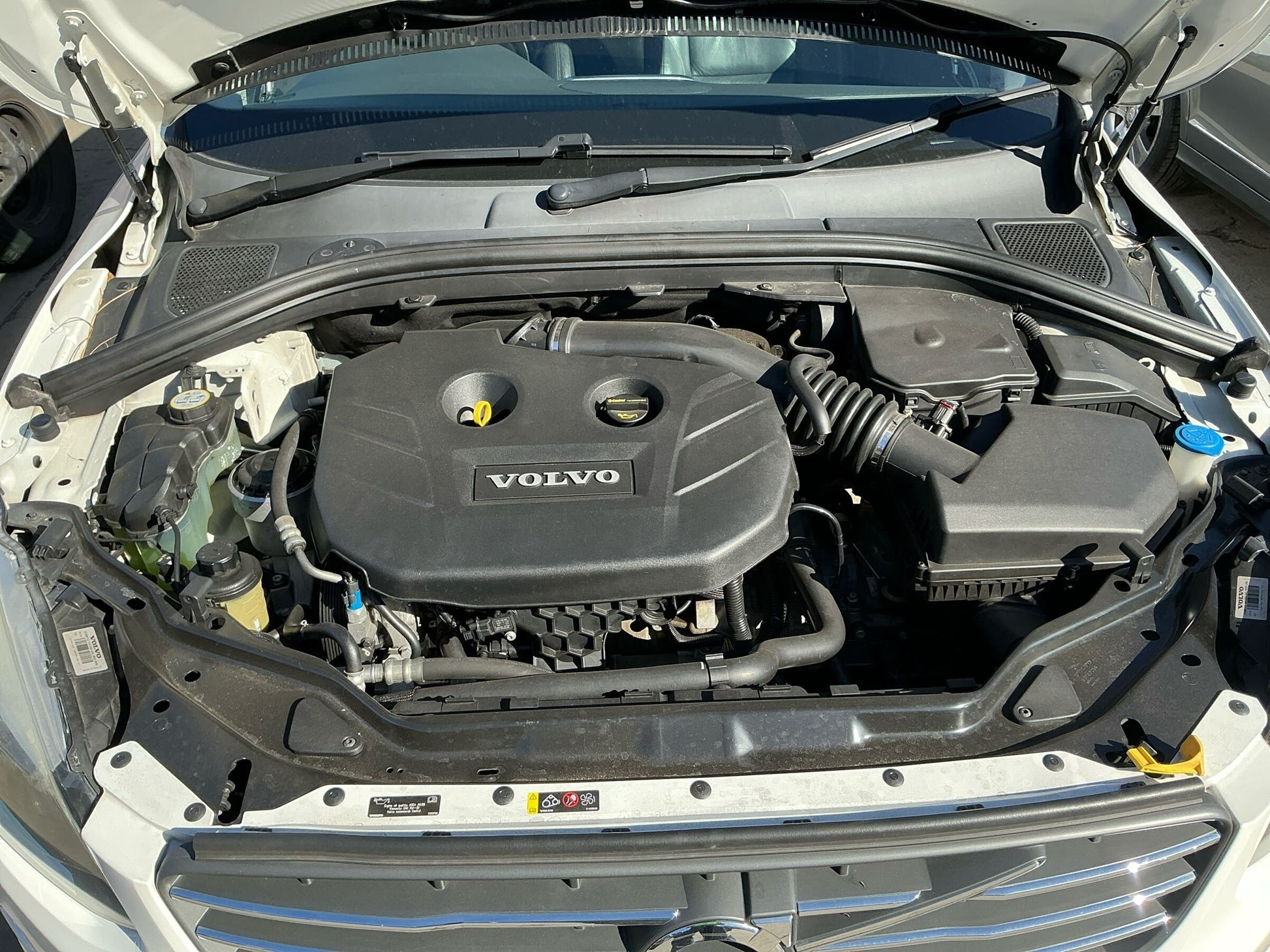 2014 VOLVO XC60 ENGINE BAY, PETROL, DZ, 02/09-04/17  FUSE BOX
