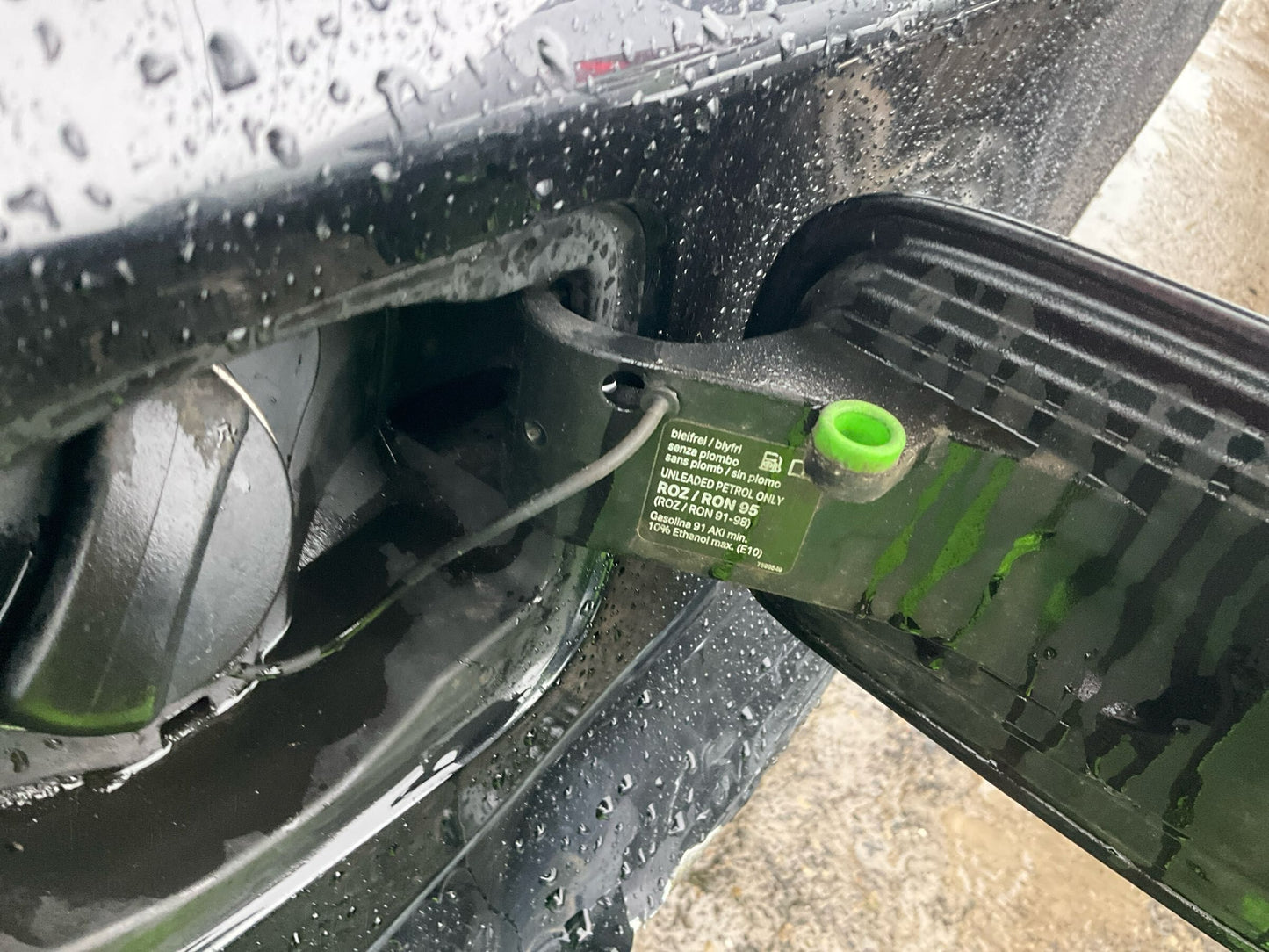 Wrecking 2011 BMW 1 SERIES for Used Parts BM1630