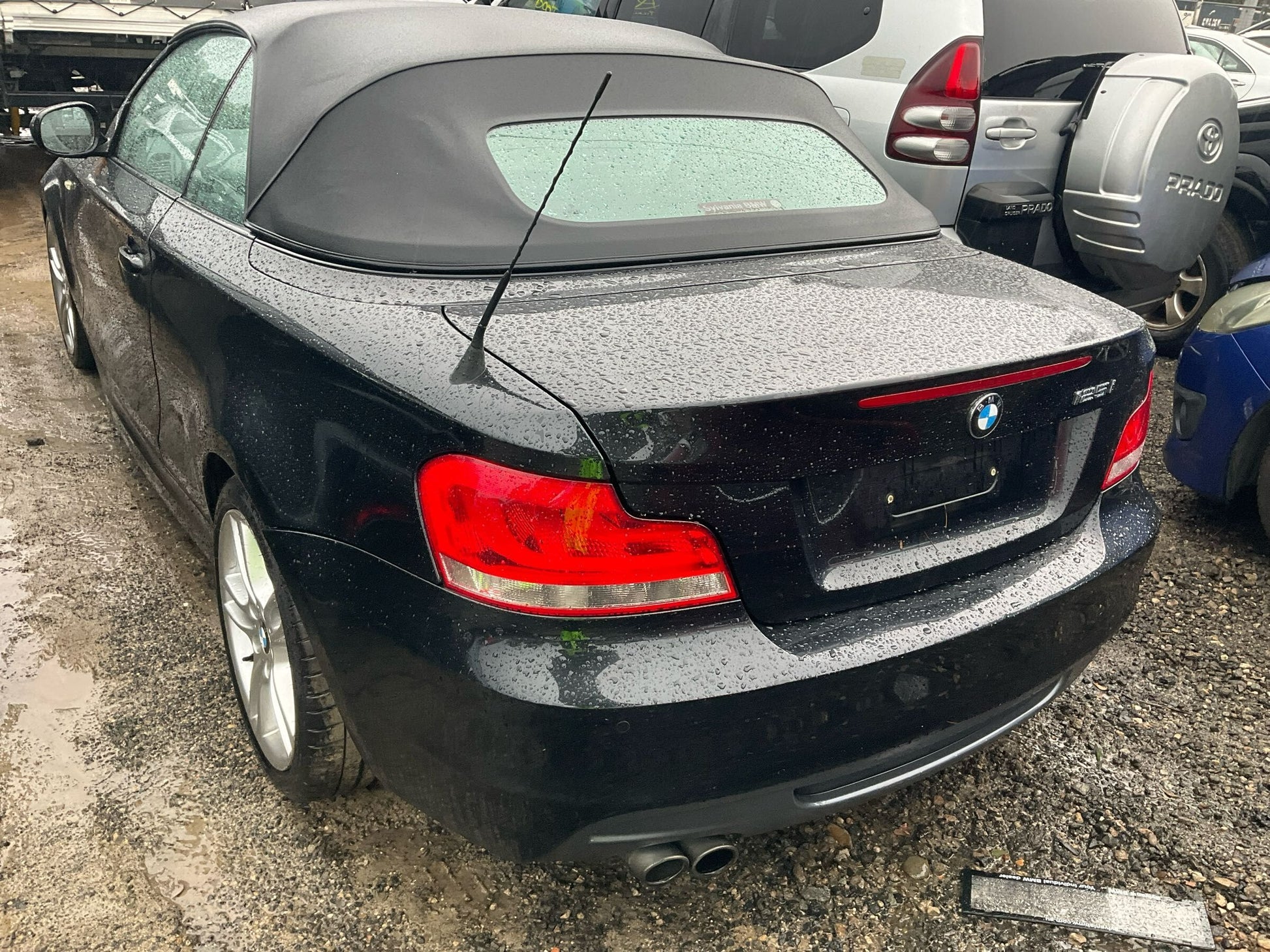 Wrecking 2011 BMW 1 SERIES for Used Parts BM1630