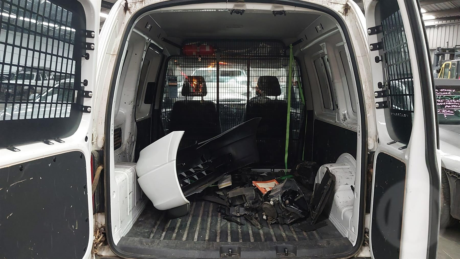 Wrecking 2018 VOLKSWAGEN CADDY for Used Parts VW1624