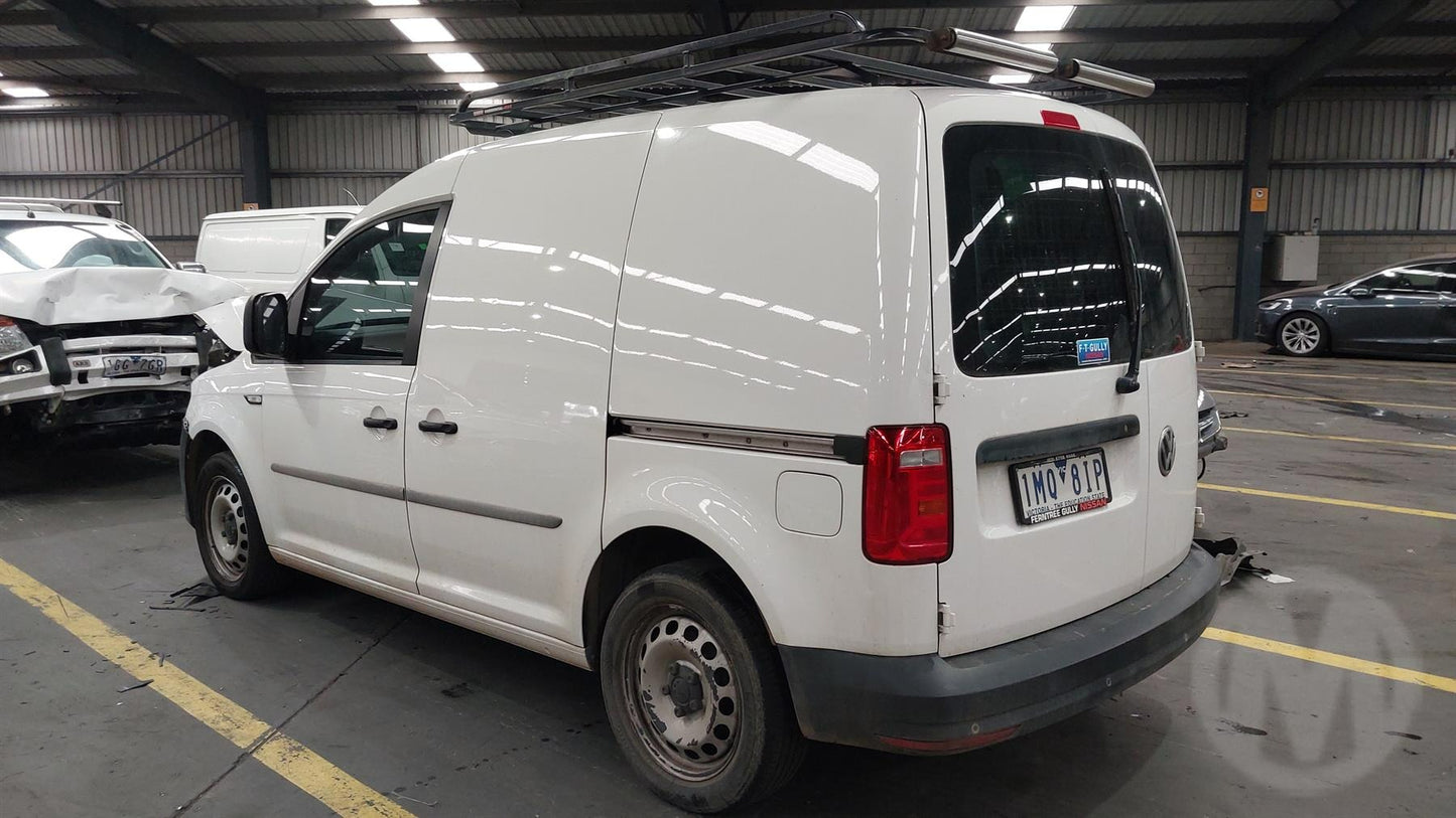Wrecking 2018 VOLKSWAGEN CADDY for Used Parts VW1624