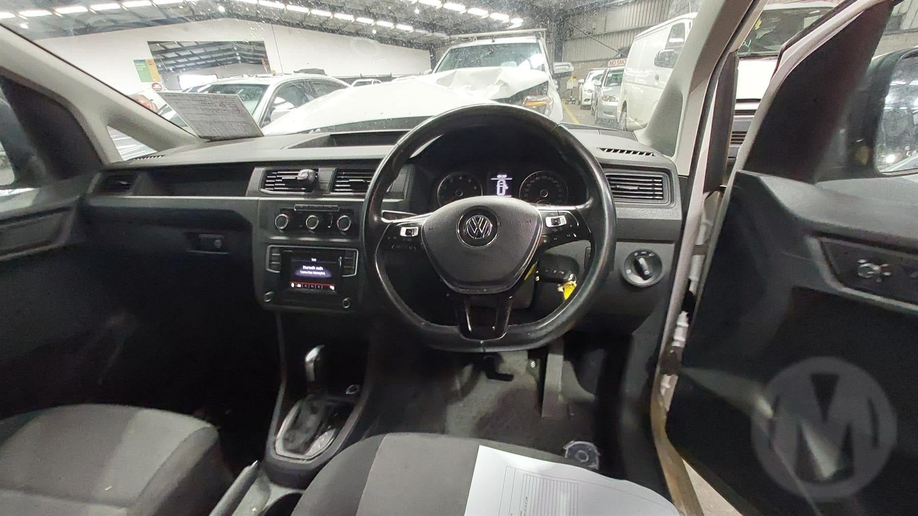 Wrecking 2018 VOLKSWAGEN CADDY for Used Parts VW1624