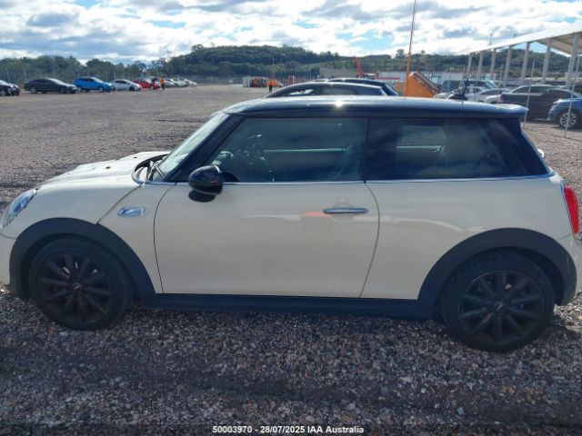 Wrecking 2015 MINI COOPER for Used Parts MN1654
