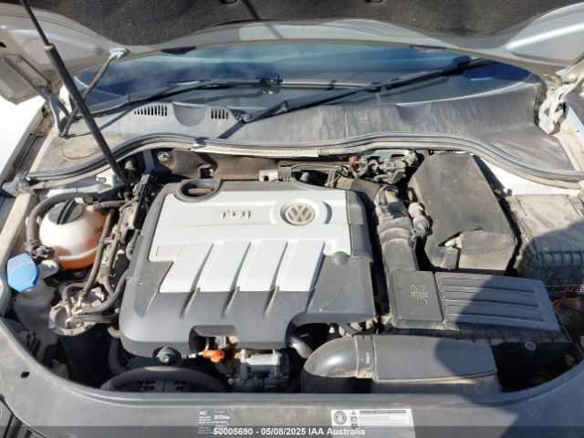 Wrecking 2009 VOLKSWAGEN PASSAT for Used Parts VW1651