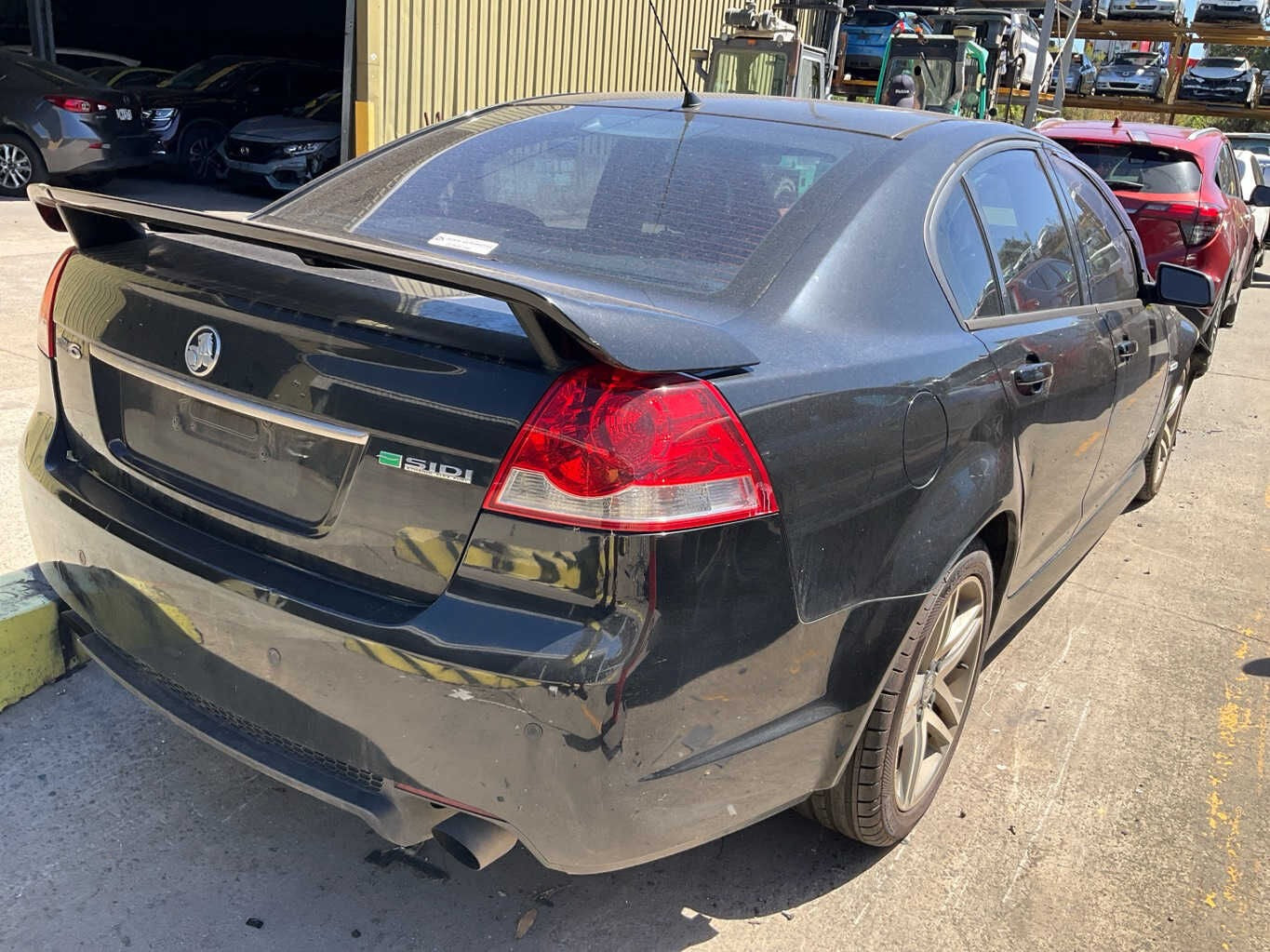 Wrecking 2012 HOLDEN COMMODORE for Used Parts HO1728