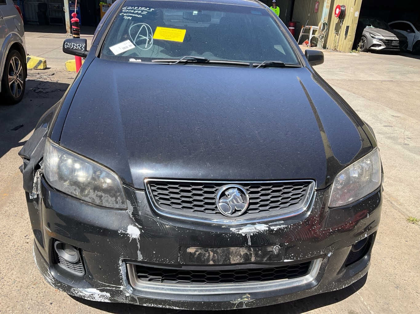Wrecking 2012 HOLDEN COMMODORE for Used Parts HO1728