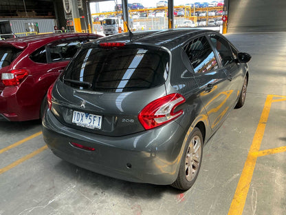 Wrecking 2015 PEUGEOT 208 for Used Parts PG1727