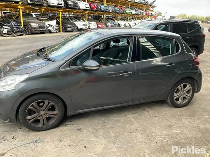 2014 PEUGEOT 208 A9, 3DR HATCH, 10/12-12/18 9673360680 RIGHT FRONT DOOR WINDOW