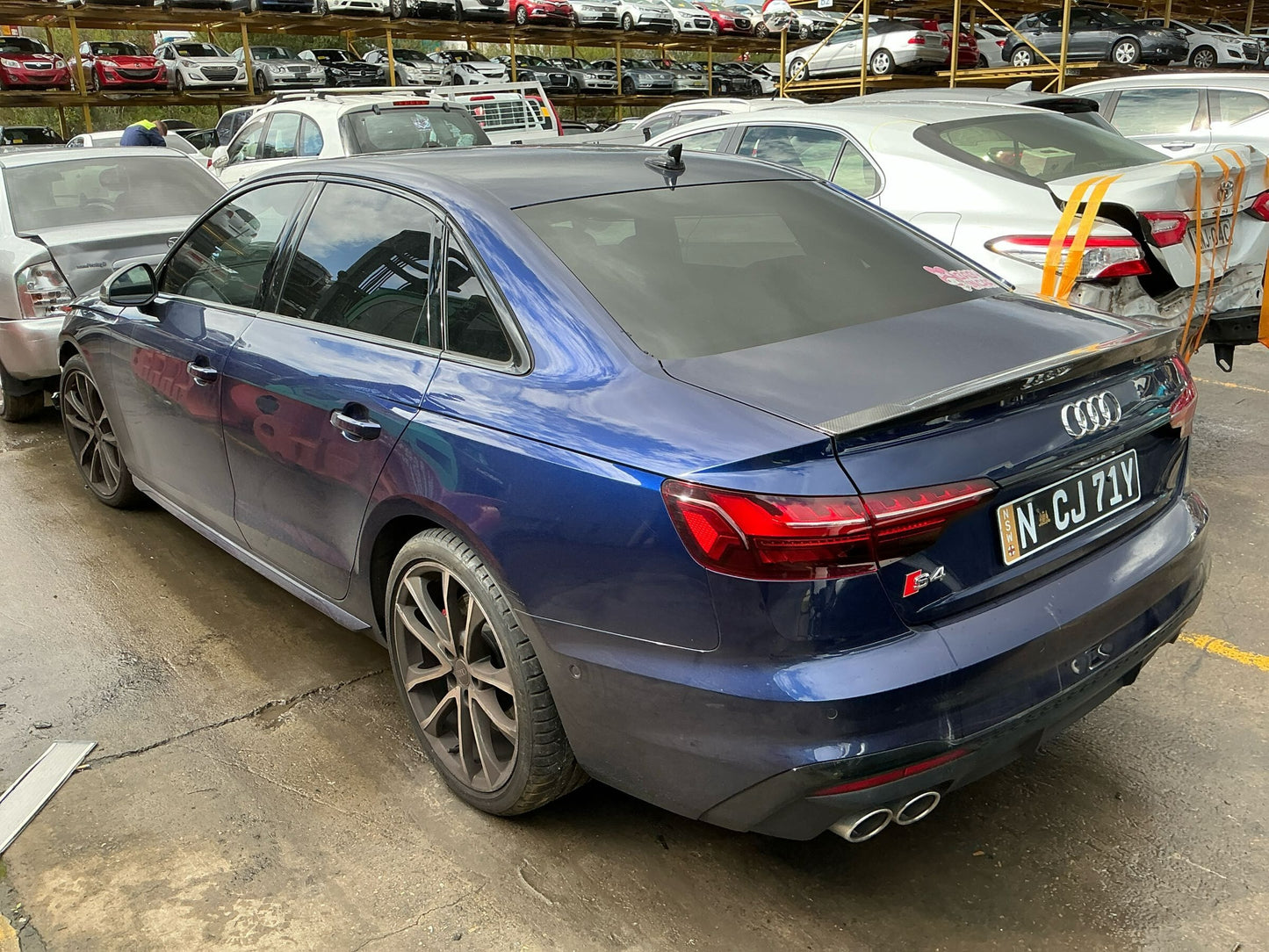 2023 AUDI A4 B9 8W, 10/15- 8W0839461A LEFT REAR WND REG MOTOR