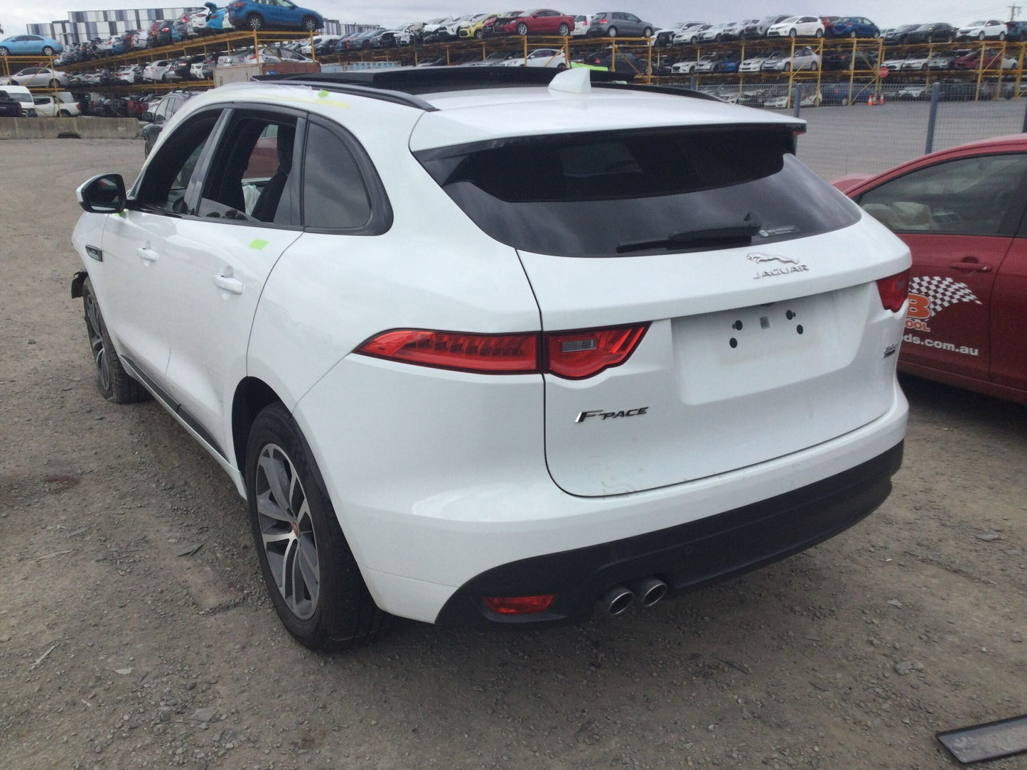 Wrecking 2017 JAGUAR F PACE for Used Parts JG1693
