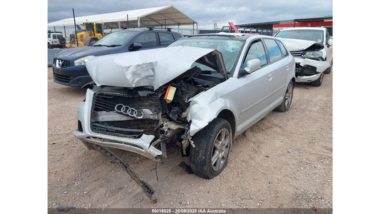 2012 AUDI A3 8P, FRONT, 06/04-02/13 8P0947106 COURTESY LIGHT