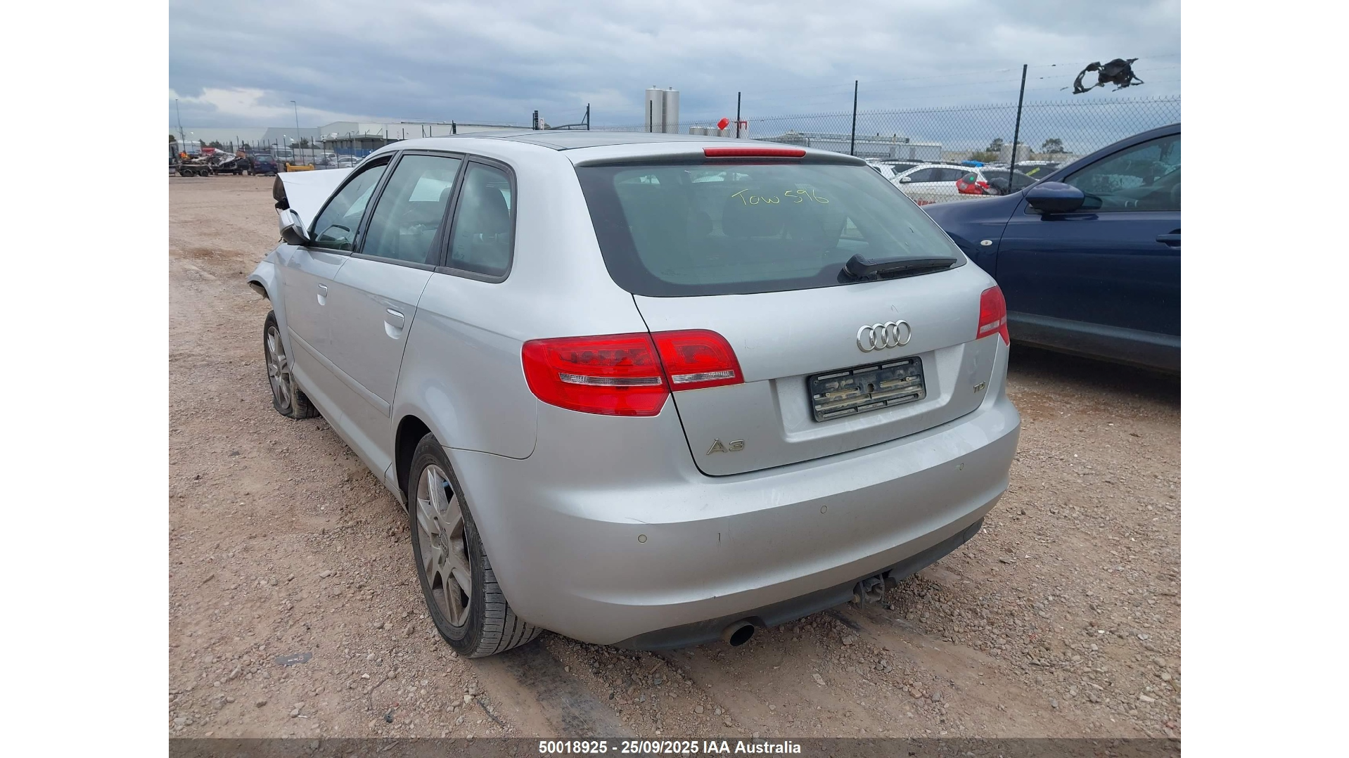 2012 AUDI A3 8P, 5DR TYPE, 03/04-04/13 8P4833051A LEFT REAR DOOR