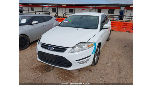 Wrecking 2014 FORD MONDEO for Used Parts FO1696