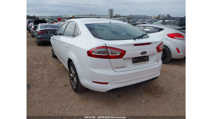 Wrecking 2014 FORD MONDEO for Used Parts FO1696