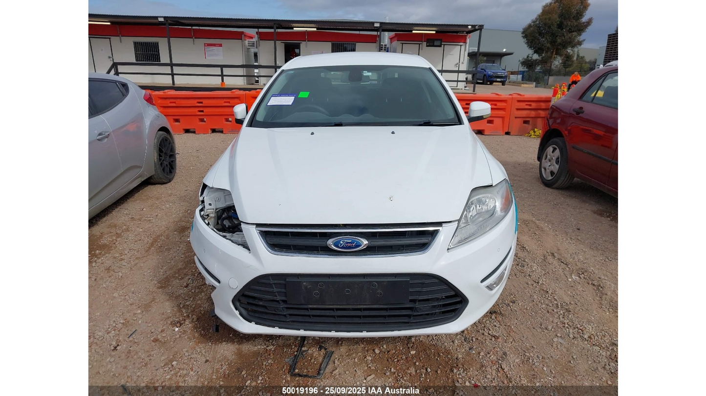 Wrecking 2014 FORD MONDEO for Used Parts FO1696