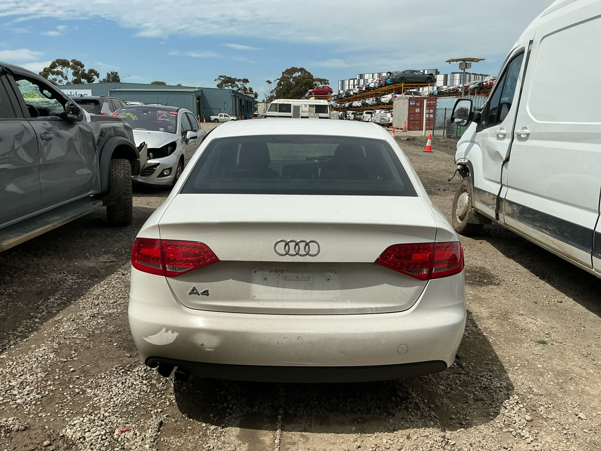 Wrecking 2011 AUDI A4 for Used Parts AU1699