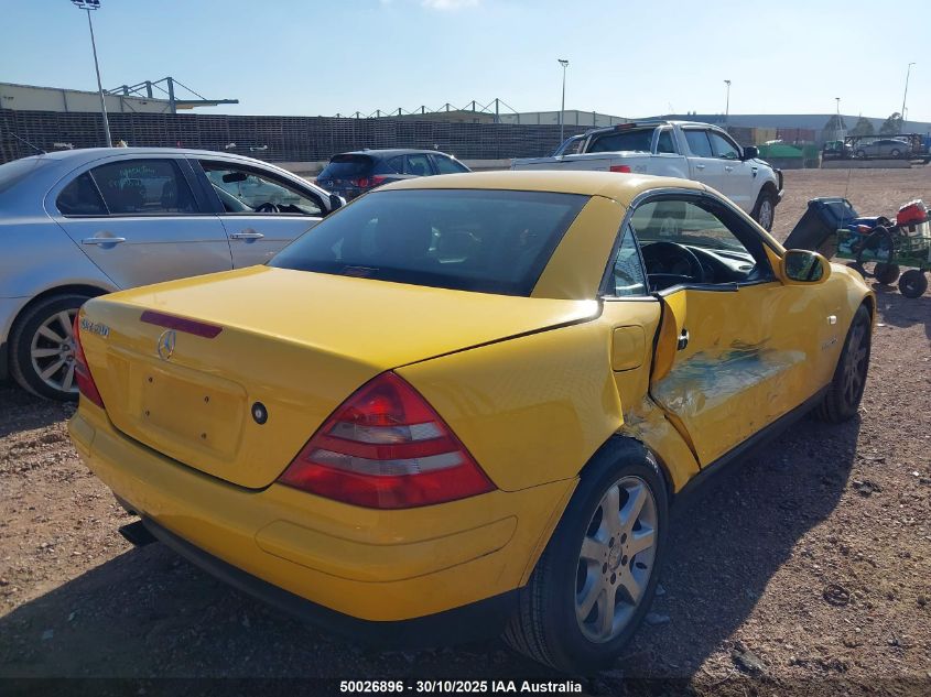 Wrecking 1999 MERCEDES SLK for Used Parts MB1709