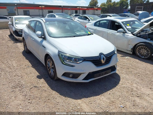Wrecking 2018 RENAULT MEGANE for Used Parts RN1721