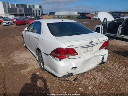 Wrecking 2008 TOYOTA CROWN for Used Parts TO1638