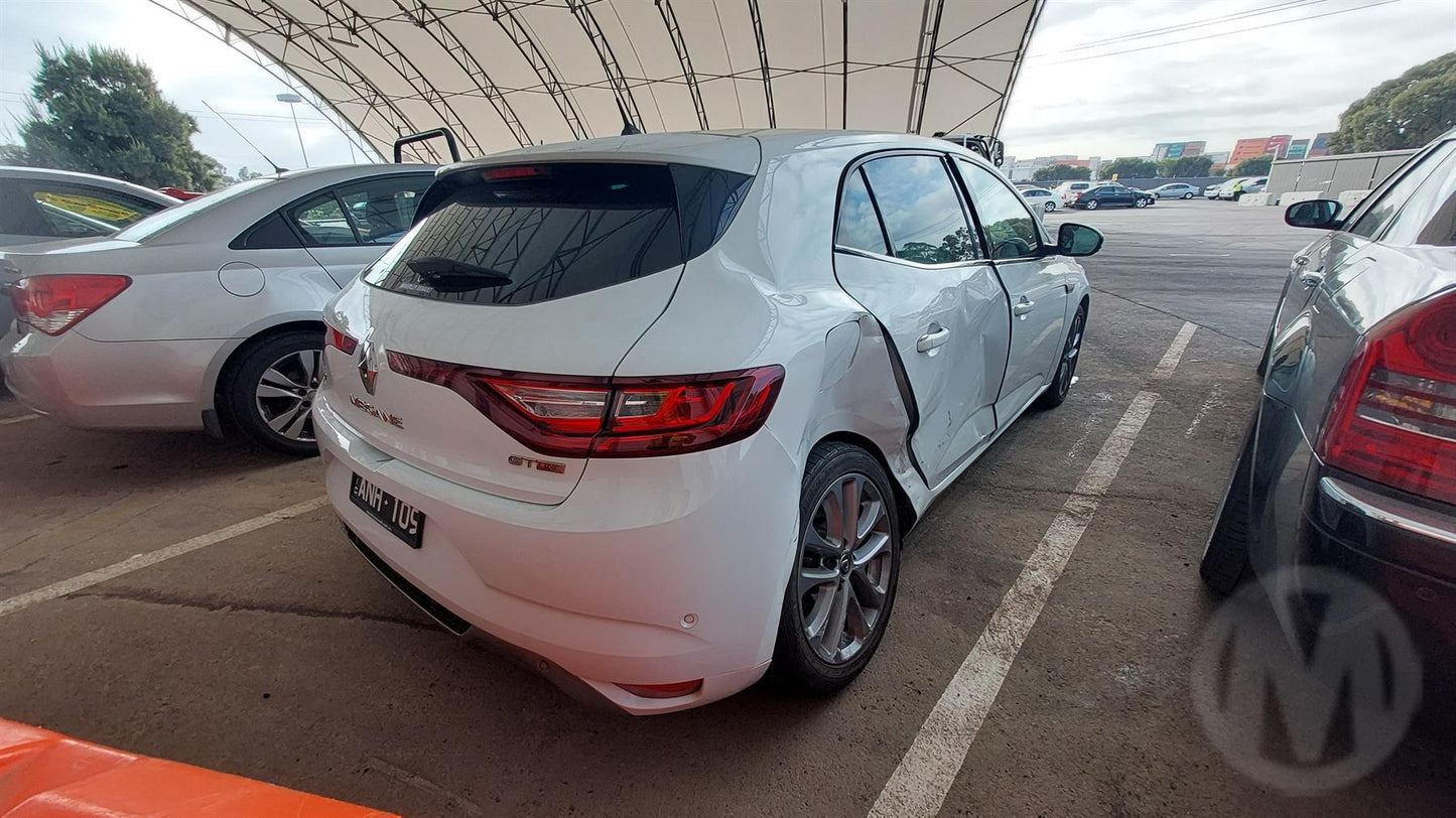 2017 RENAULT MEGANE GEN 4, 06/16-02/20  COURTESY LIGHT