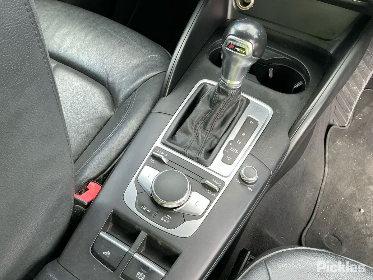 Wrecking 2016 AUDI A3 for Used Parts AU1750